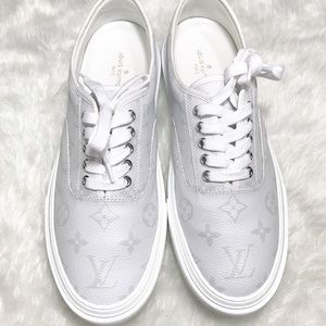 Louis Vuitton Trocadero sneakers 9.5